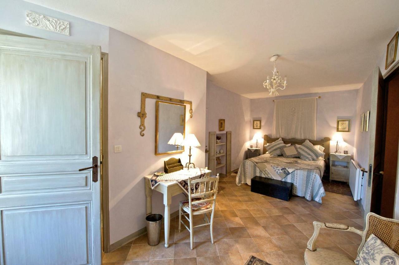 Le Clos Des Freres Gris Bed and Breakfast Aix-en-Provence Exterior foto